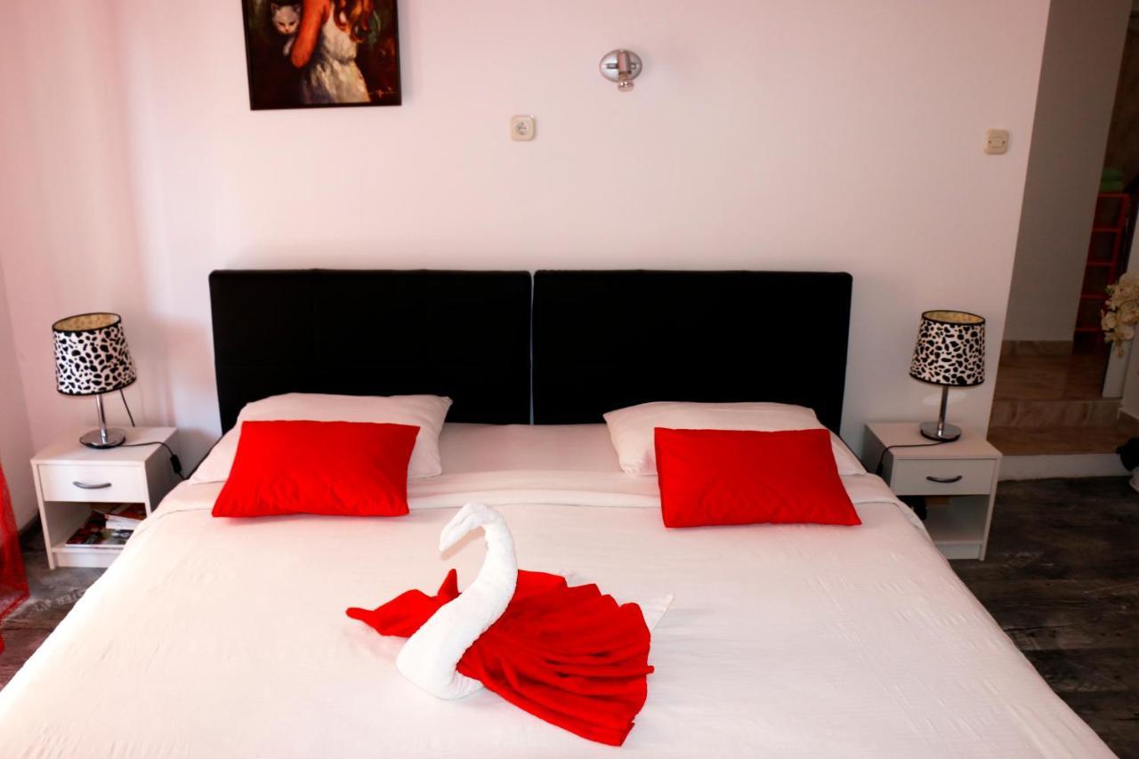 Rooms And Apartment Stambuk Split Kültér fotó