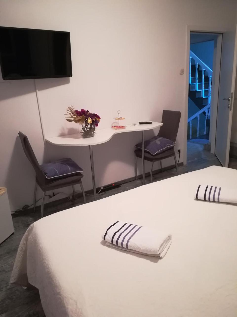 Rooms And Apartment Stambuk Split Kültér fotó