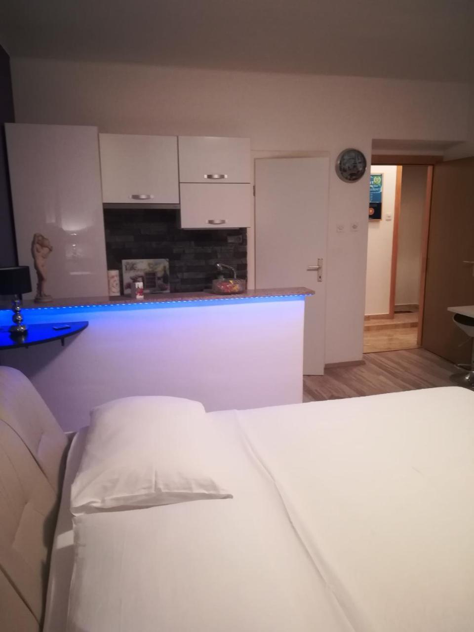 Rooms And Apartment Stambuk Split Kültér fotó